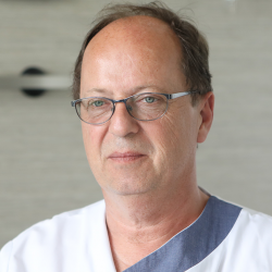 Lieven Hauwaerts - head nurse Respiratory Care Sint-Maarten Lieven Hauwaerts - head nurse Respiratory Care Sint-Maarten